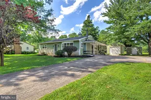 605 Sycamore Dr, Columbia, PA 17512 - Photo 23