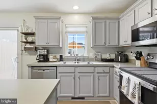 109 Banyan Cir Dr, Lancaster, PA 17603 - Photo 9