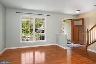 203 Deerfield Ln, Lititz, PA 17543 - Photo 5