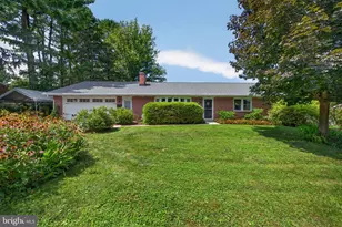 6480 Main St, East Petersburg, PA 17520 - Photo 1
