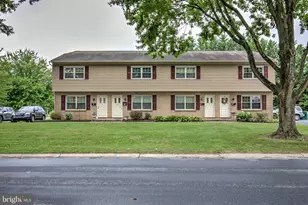 210 Meadow View Dr, Leola, PA 17540 - Photo 9