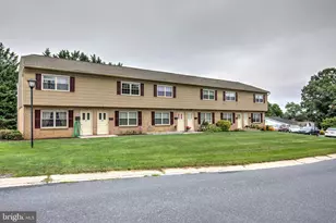 210 Meadow View Dr, Leola, PA 17540 - Photo 3