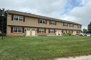 210 Meadow View Dr, Leola, PA 17540 - Photo 1