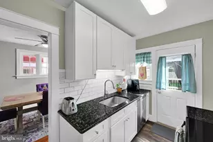 36 S Pearl St, Lancaster, PA 17603 - Photo 13