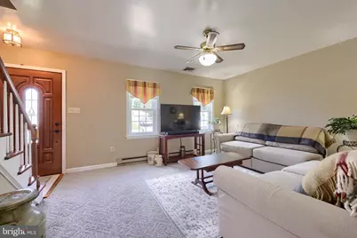 209 Yorkshire Way, Mountville, PA 17554 - Photo 5
