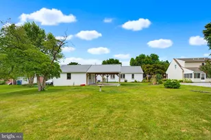 24 W Denlinger Ave, Strasburg, PA 17579 - Photo 25