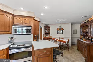 17 E Penn Grant Rd, Willow Street, PA 17584 - Photo 7