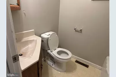 934 W Main Street, Mount Joy, PA 17552 - Photo 17
