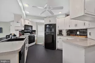 607 Hilton, Lancaster, PA 17603 - Photo 5