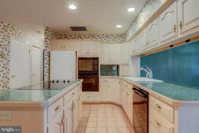 834 Lakeview Drive, Lancaster, PA 17601 - Photo 17