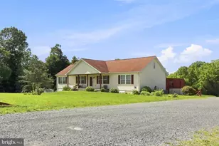 960 Mt Gretna Rd, Elizabethtown, PA 17022 - Photo 3