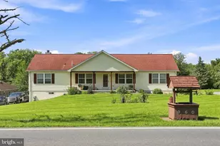 960 Mt Gretna Rd, Elizabethtown, PA 17022 - Photo 1