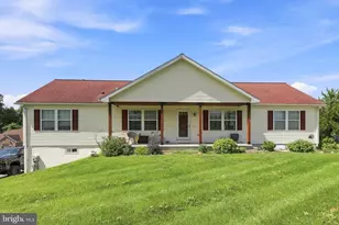 960 Mt Gretna Rd, Elizabethtown, PA 17022 - Photo 5