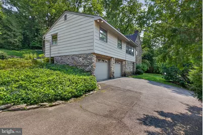 2009 Millcreek Road, Lancaster, PA 17602 - Photo 3