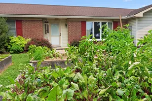 241 Fetterville Rd, East Earl, PA 17519 - Photo 23