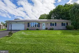 107 Broad, Akron, PA 17501 - Photo 3