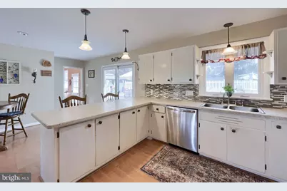 107 Broad, Akron, PA 17501 - Photo 15