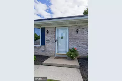 107 Broad, Akron, PA 17501 - Photo 5
