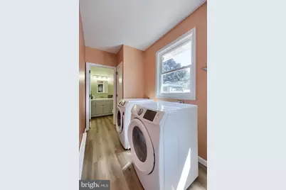 107 Broad, Akron, PA 17501 - Photo 31