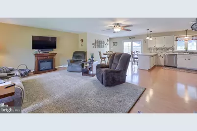 107 Broad, Akron, PA 17501 - Photo 7