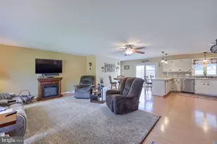107 Broad, Akron, PA 17501 - Photo 7