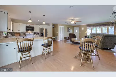 107 Broad, Akron, PA 17501 - Photo 17