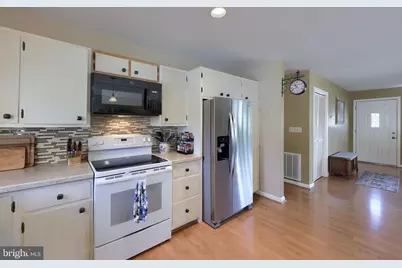 107 Broad, Akron, PA 17501 - Photo 13