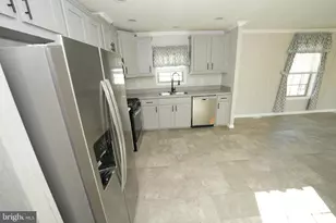 38 Lakeview Dr, Elizabethtown, PA 17022 - Photo 15