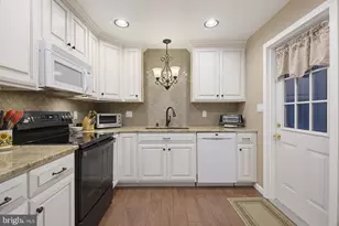 6290 Hollow Dr, East Petersburg, PA 17520 - Photo 13