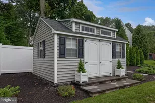 111 Crimson Ln, Elizabethtown, PA 17022 - Photo 3