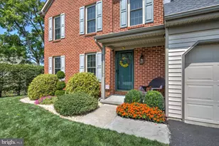 509 Spring Hollow Dr, New Holland, PA 17557 - Photo 5