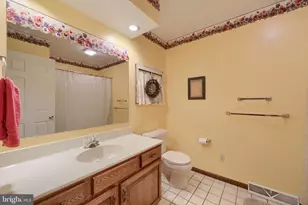 1307 Stevens St, Manheim, PA 17545 - Photo 23