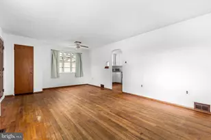 331 Maple St, Columbia, PA 17512 - Photo 3