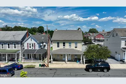 111 W Franklin Street, Ephrata, PA 17522 - Photo 3
