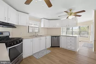 211 Greyfield Dr, Lancaster, PA 17603 - Photo 9