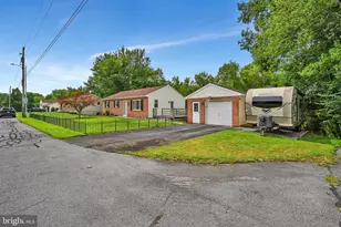 301 Grant Rd, Reinholds, PA 17569 - Photo 3