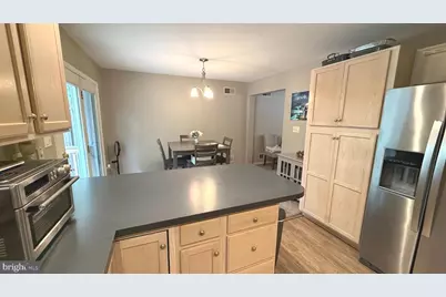 100 Meadowcroft Drive, Lancaster, PA 17603 - Photo 9
