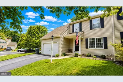 100 Meadowcroft Drive, Lancaster, PA 17603 - Photo 3