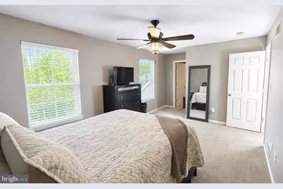 100 Meadowcroft Drive, Lancaster, PA 17603 - Photo 9