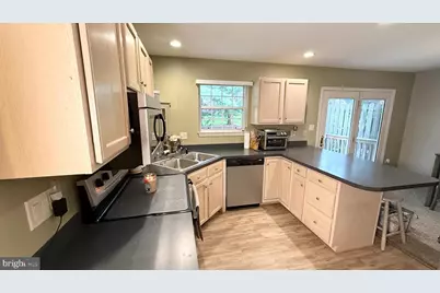 100 Meadowcroft Drive, Lancaster, PA 17603 - Photo 7