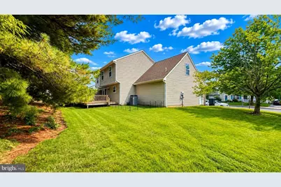 100 Meadowcroft Drive, Lancaster, PA 17603 - Photo 17