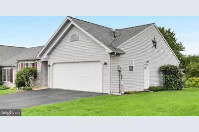2041 Weeping Willow Lane, Mount Joy, PA 17552 - Photo 5