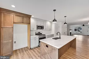 1056 Buckwalter Rd, Lititz, PA 17543 - Photo 3