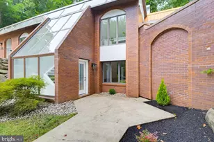 1353 Hilltop Rd, Narvon, PA 17555 - Photo 3