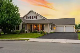 1050 Cambridge Dr, Manheim, PA 17545 - Photo 1
