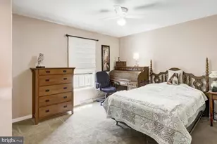 1050 Cambridge Dr, Manheim, PA 17545 - Photo 29