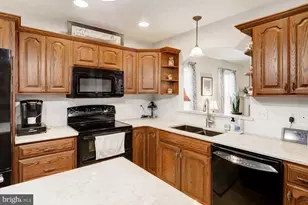1050 Cambridge Dr, Manheim, PA 17545 - Photo 13