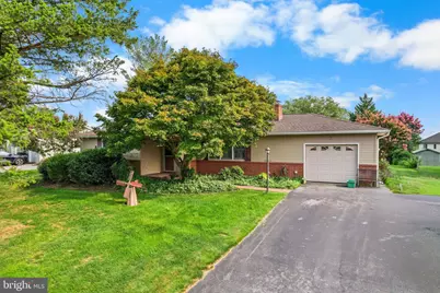112 Rembrandt Drive, Lancaster, PA 17603 - Photo 1