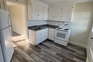 100 W Main St, New Holland, PA 17557 - Photo 1