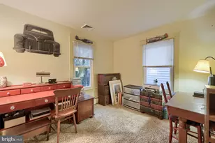 26 W Lemon St, Lititz, PA 17543 - Photo 19